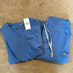 NWT Blue figs set technical collections top XS bottoms XS/P